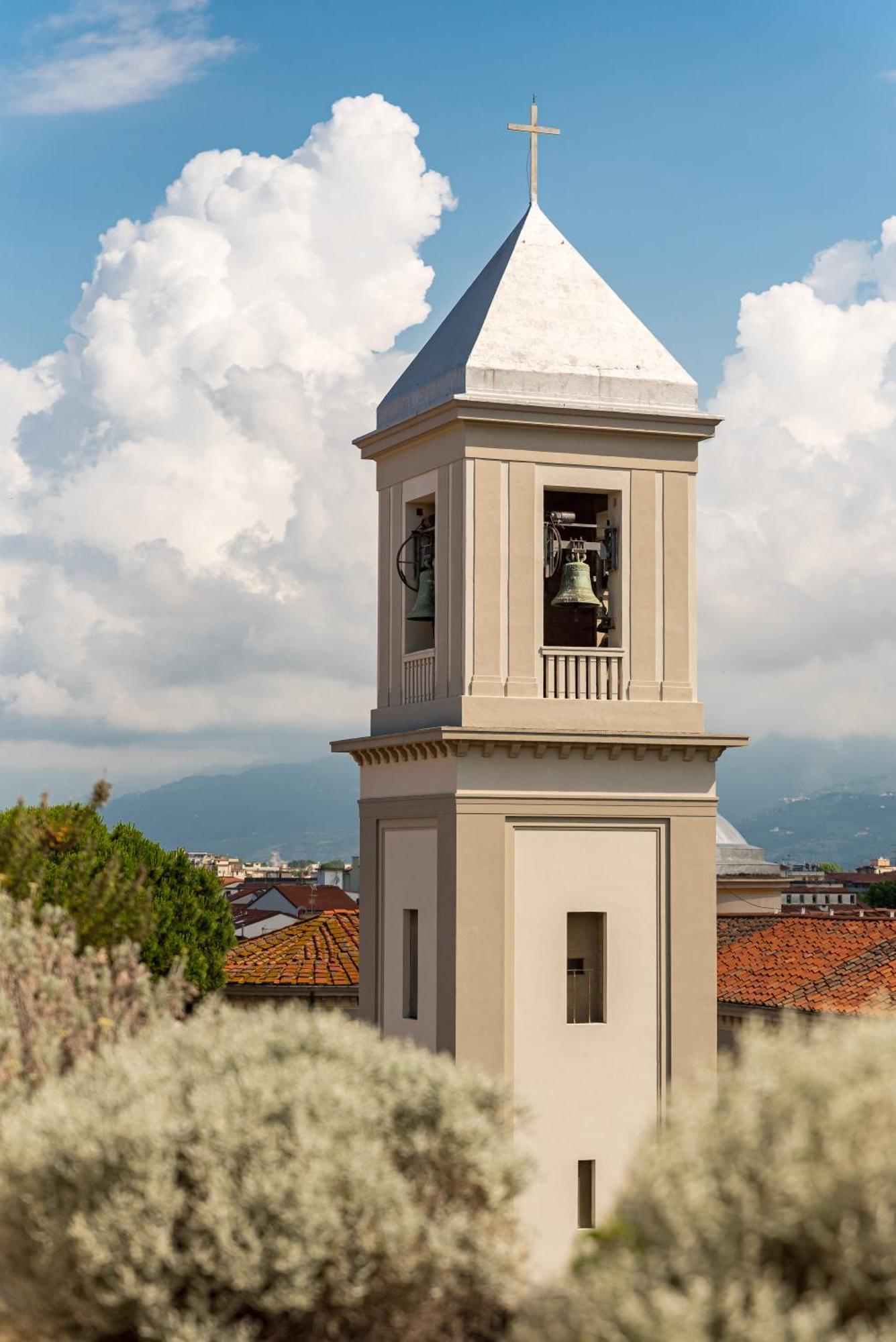 Levante Appartamento di pregio, terrazza e vista panoramica sul mare e la città Viareggio Esterno foto