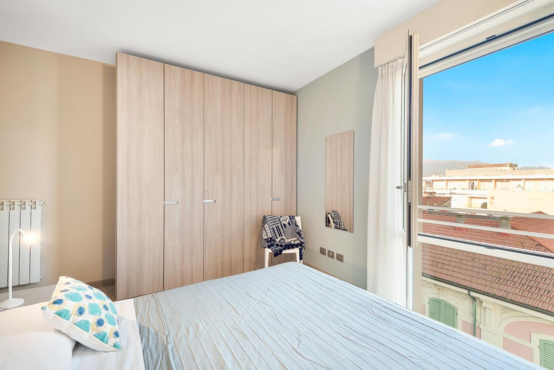Levante Appartamento di pregio, terrazza e vista panoramica sul mare e la città Viareggio Esterno foto