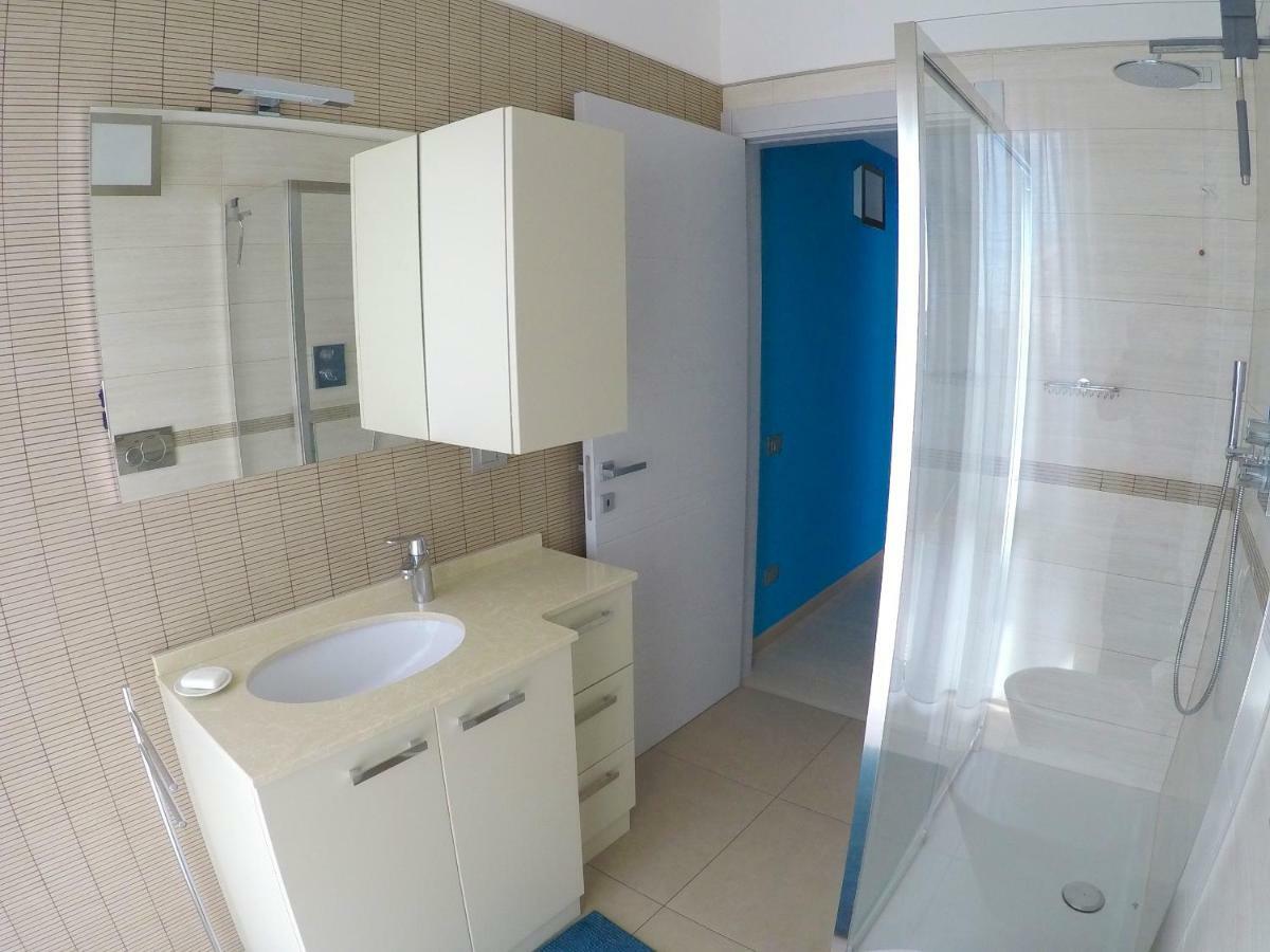 Levante Appartamento di pregio, terrazza e vista panoramica sul mare e la città Viareggio Esterno foto